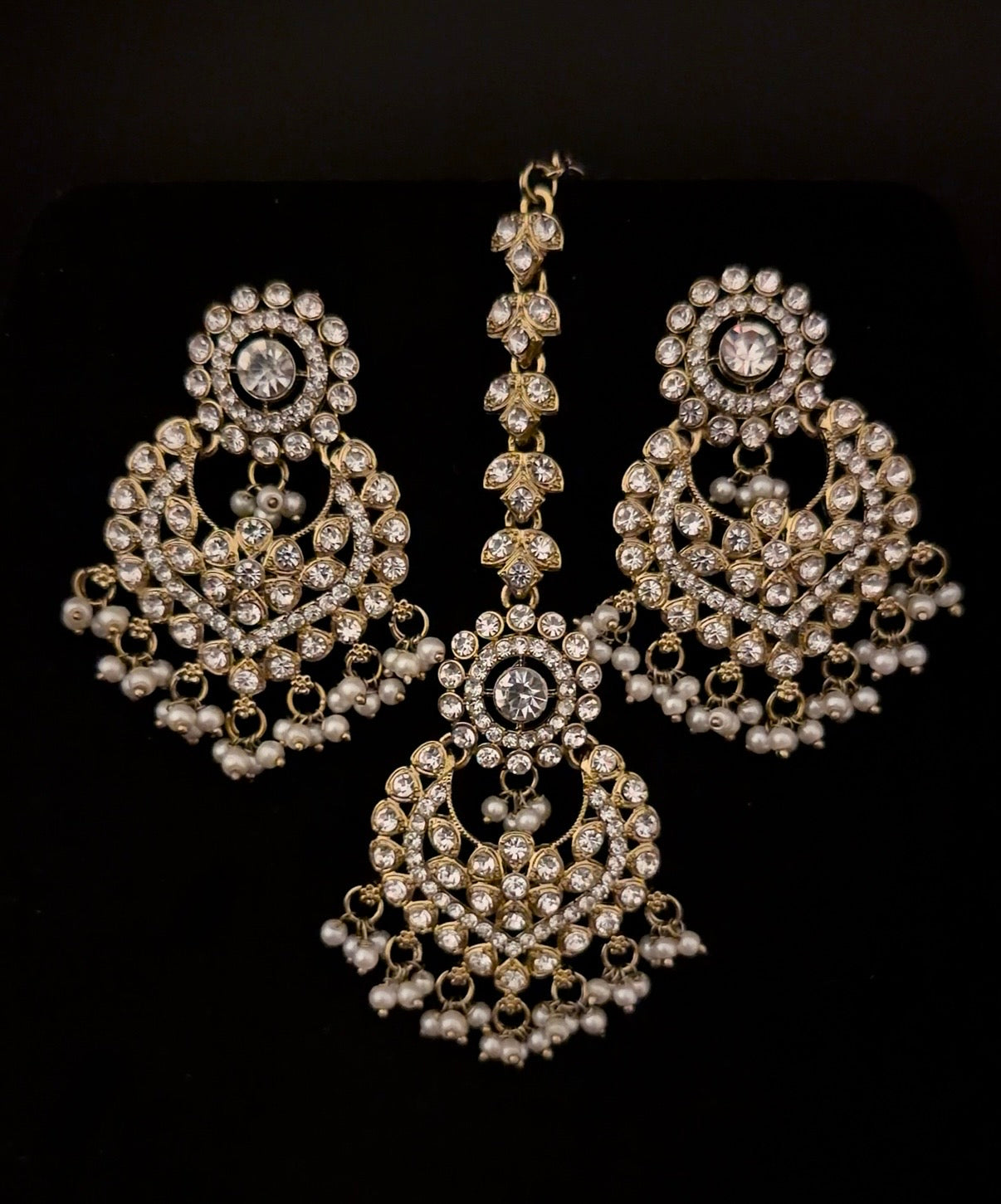 Jahanara Earrings Tikka Set