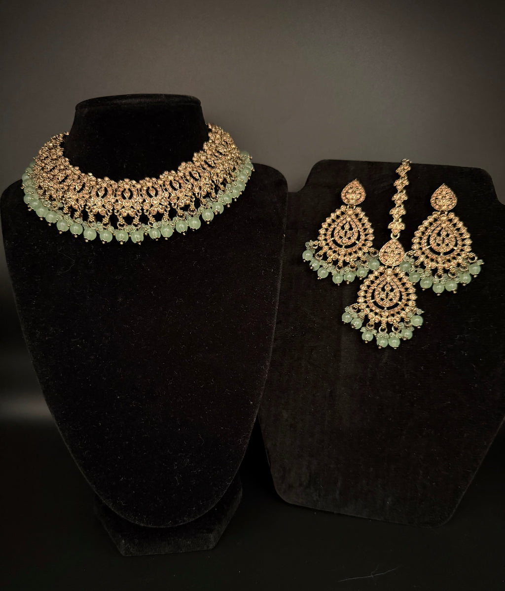 Gulabi Set
