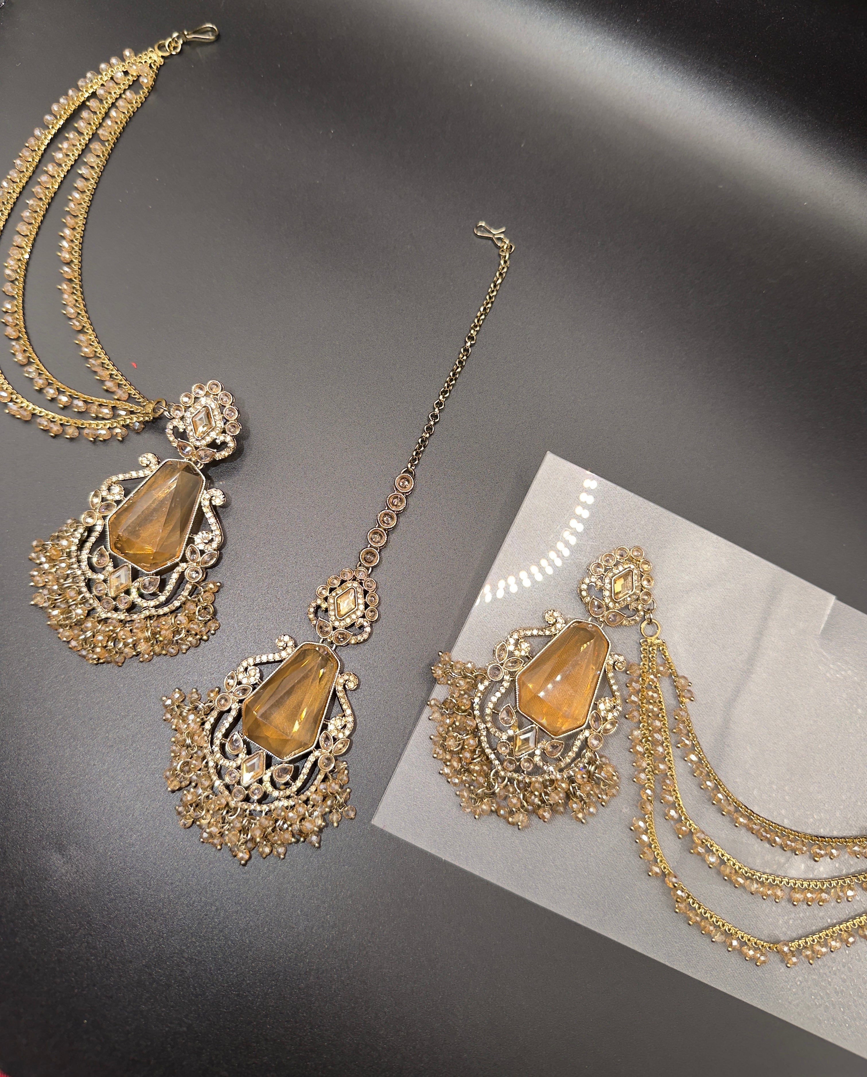 Sahara Earrings Tikka set