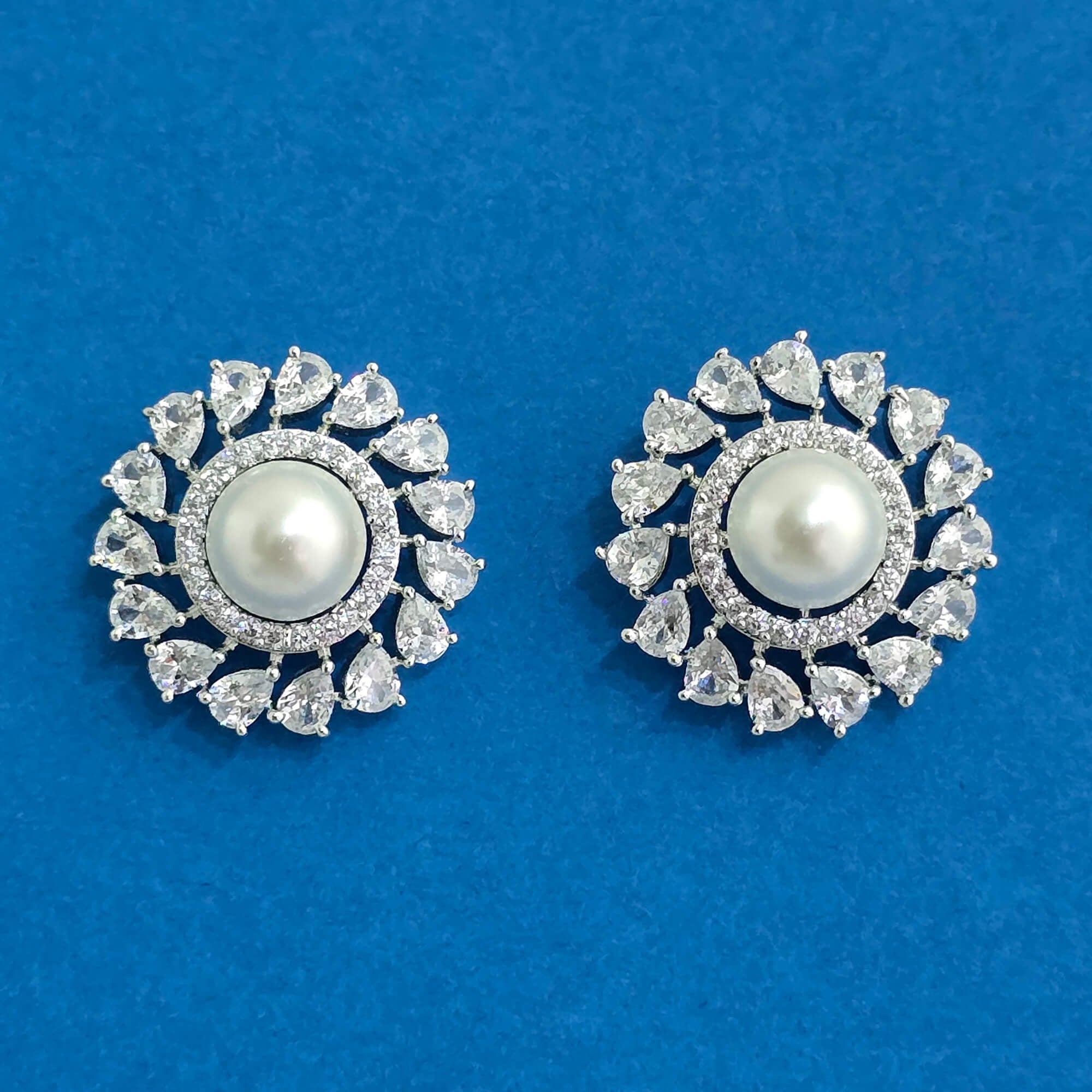 Ishq Pearl Earrings