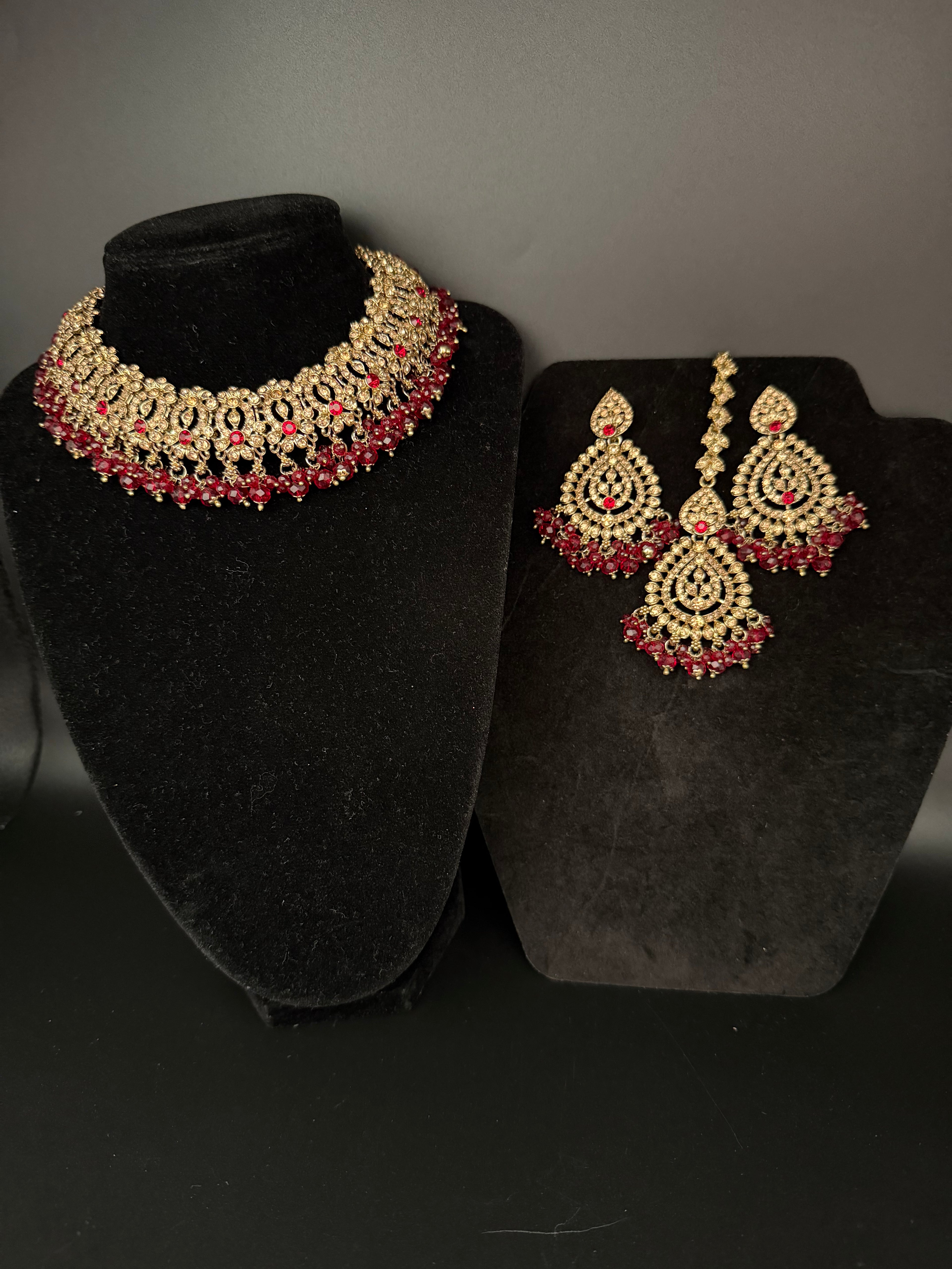 Gulabi Set