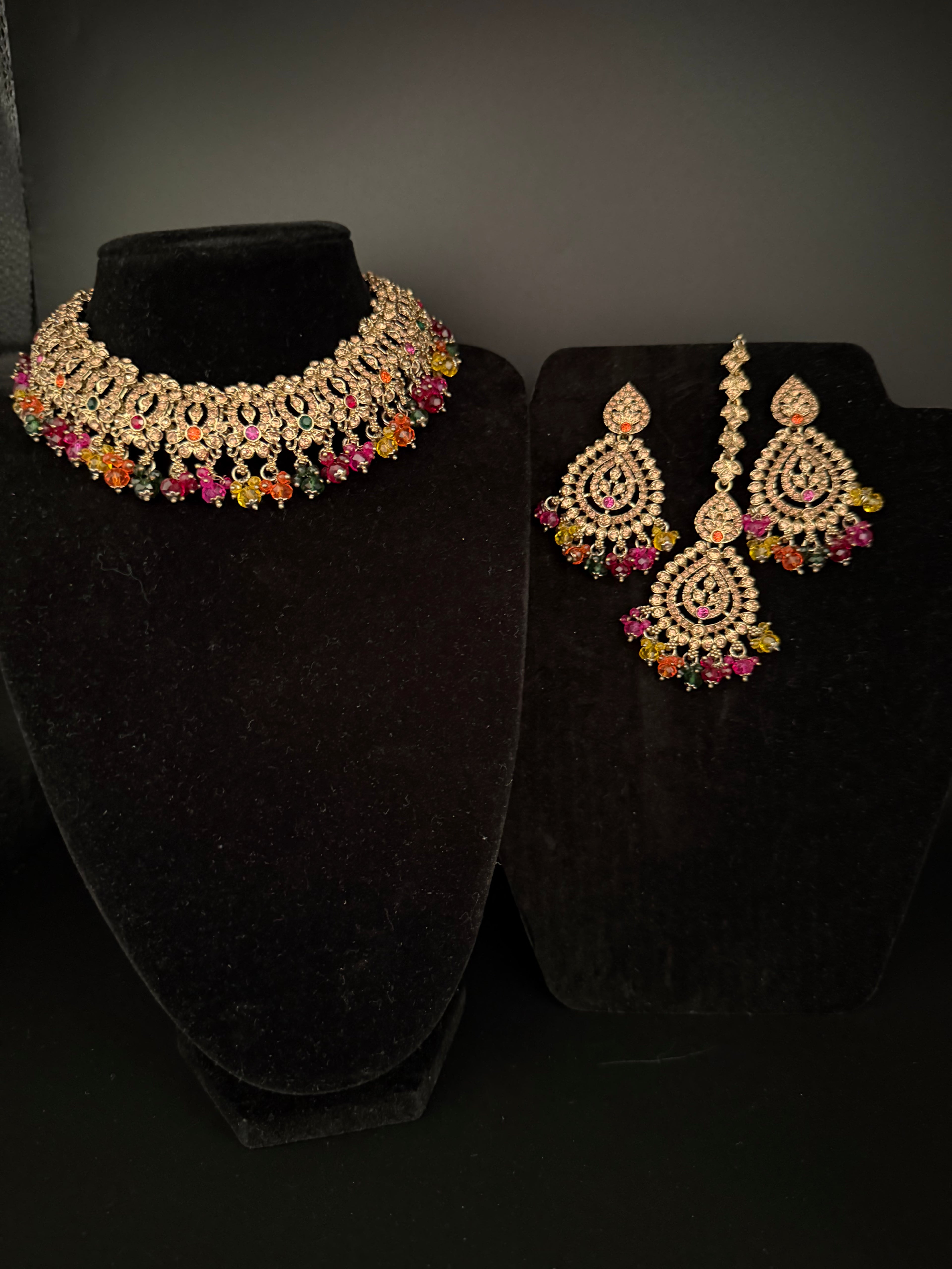 Gulabi Set