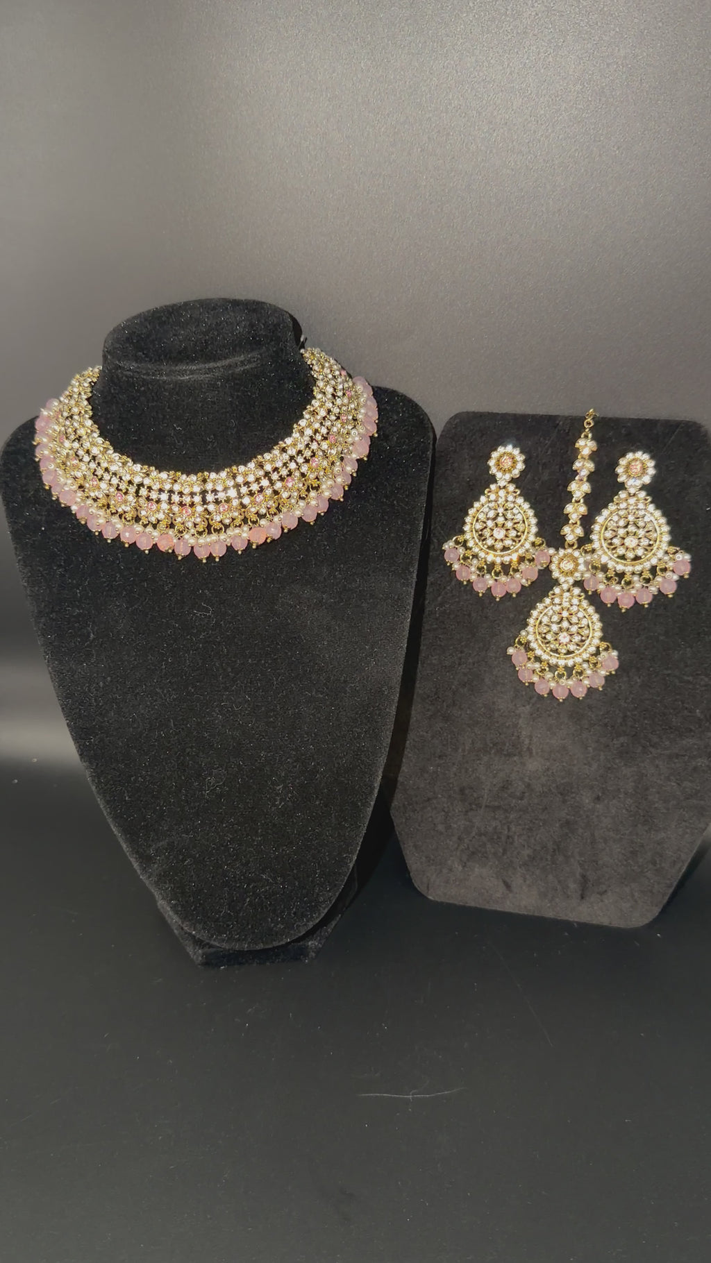 Blossom Necklace Set