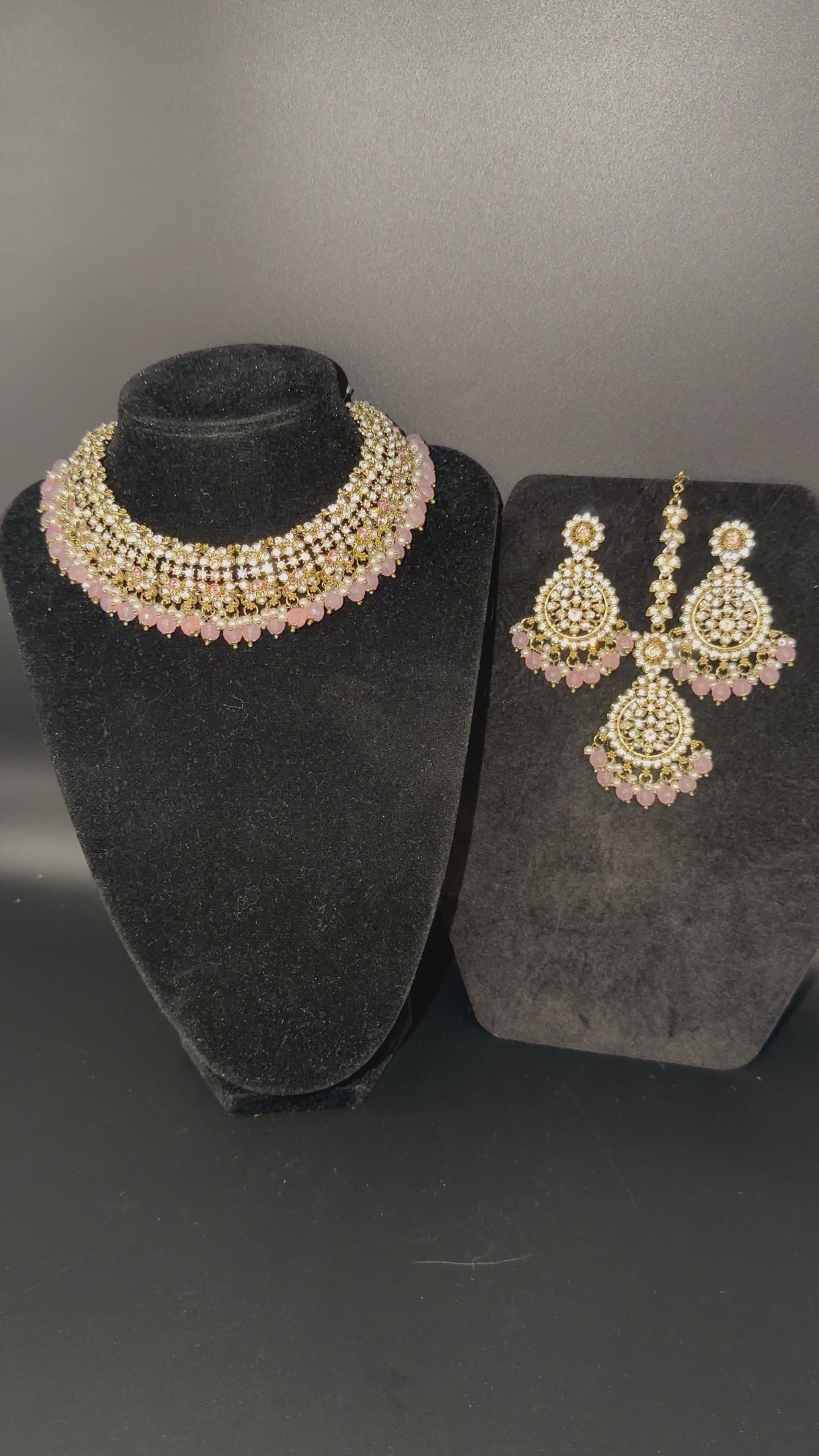 Blossom Necklace Set