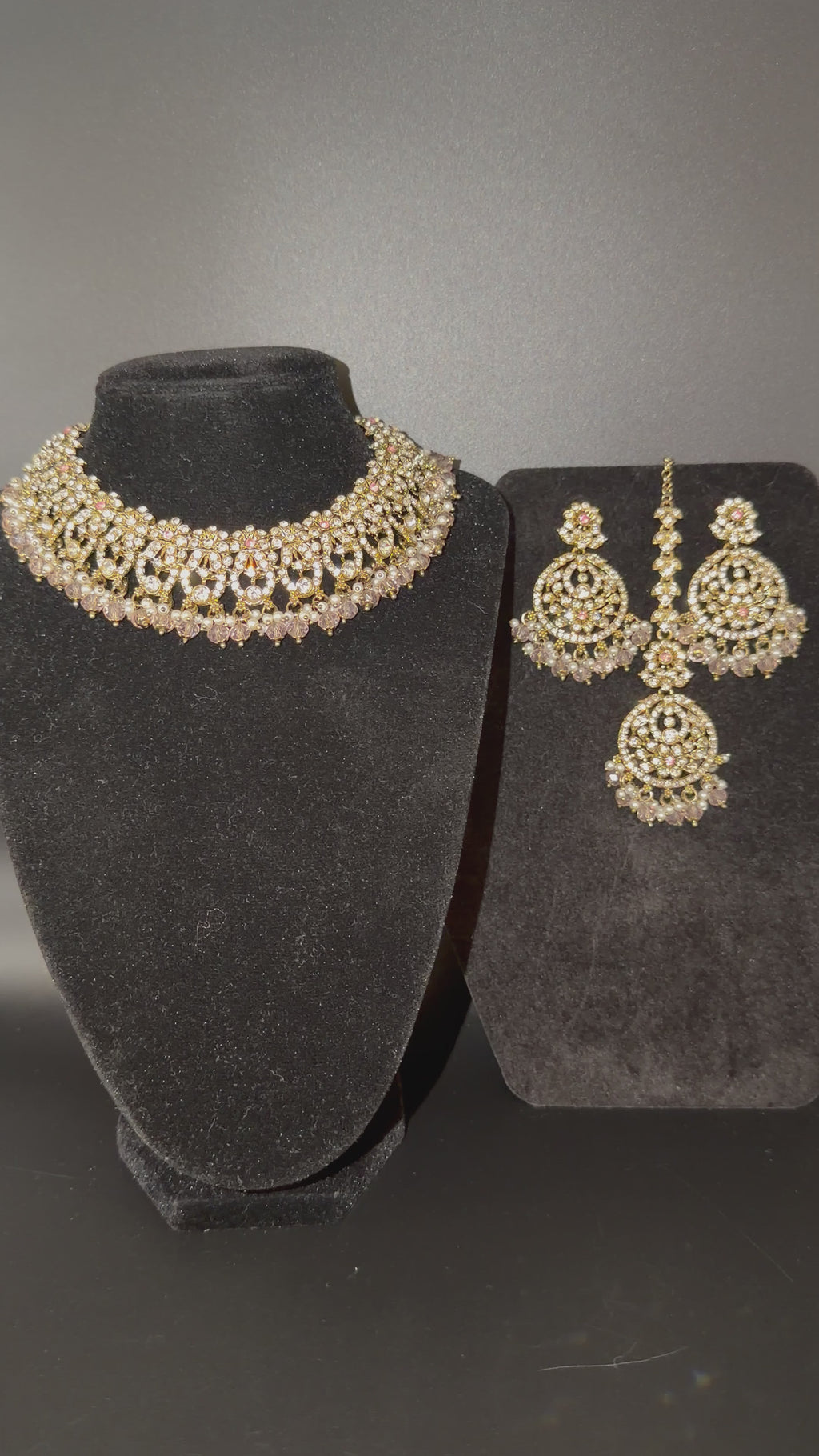 Blossom Necklace Set